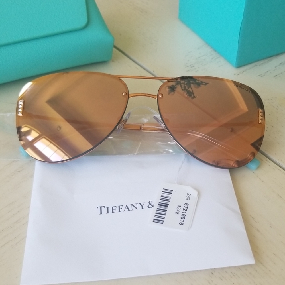 Tiffany & Co T Pilot RUBEDO Sunglasses